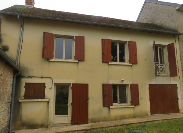 Offres de vente Maison de village Saint-Raphaël 24160