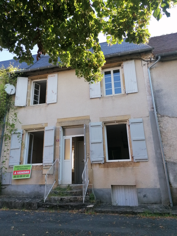 Offres de vente Maison de village Génis 24160