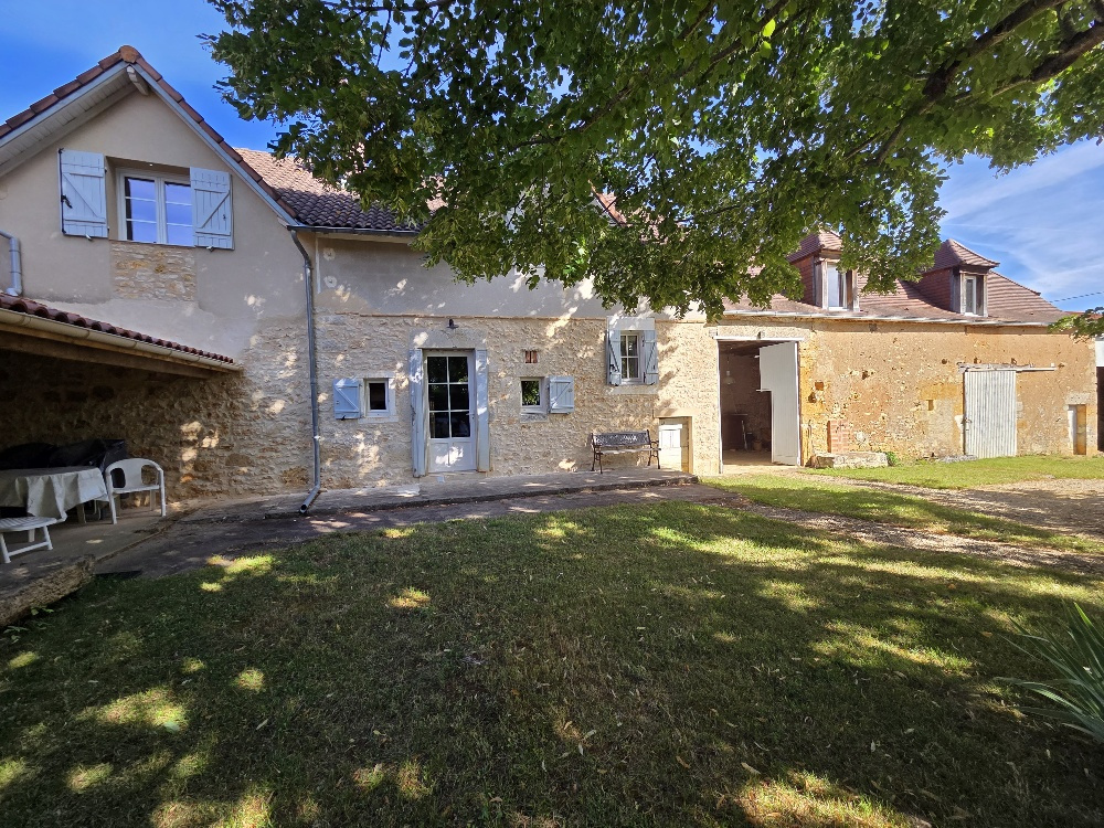 Belle propriété dans un lieu de vie exceptionnelle, avec dép